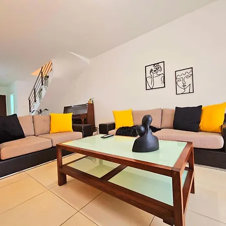 Elysia Park Apartamento *