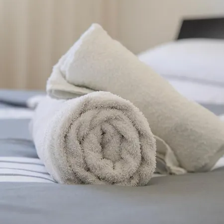 Elysia Park Apartament Pafos