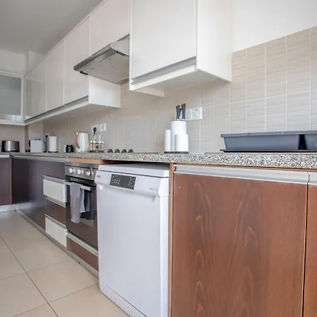 Elysia Park Apartament