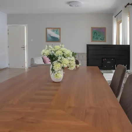 Elysia Park Appartement