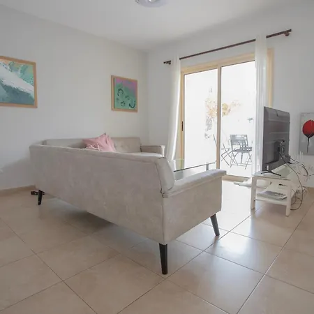 Elysia Park * פאפוס