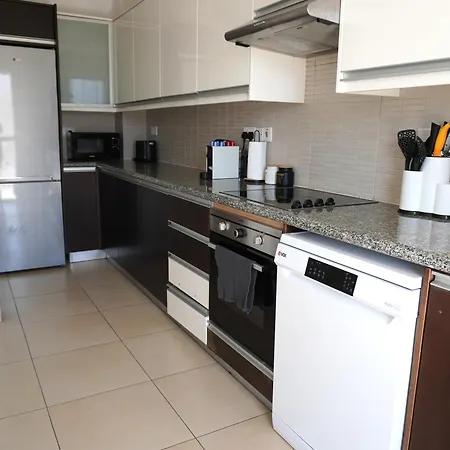 Elysia Park Apartment Paphos