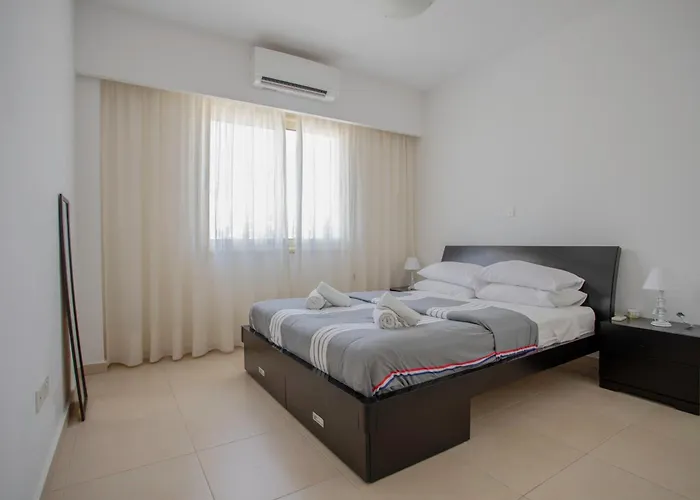 Elysia Park Lejlighed Paphos