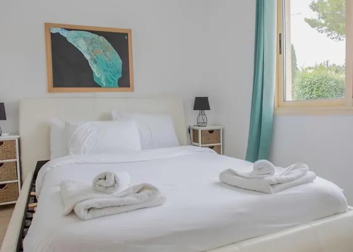 Elysia Park 아파트 파포스