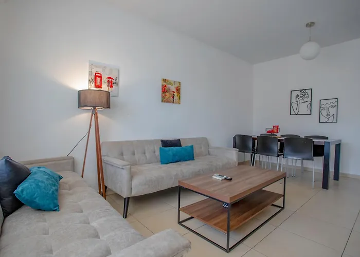 Elysia Park アパート *