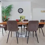 Διαμέρισμα Elysia Park *